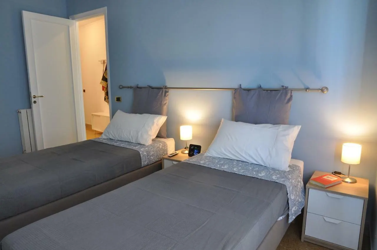 Elera Holiday Apartment Palermo